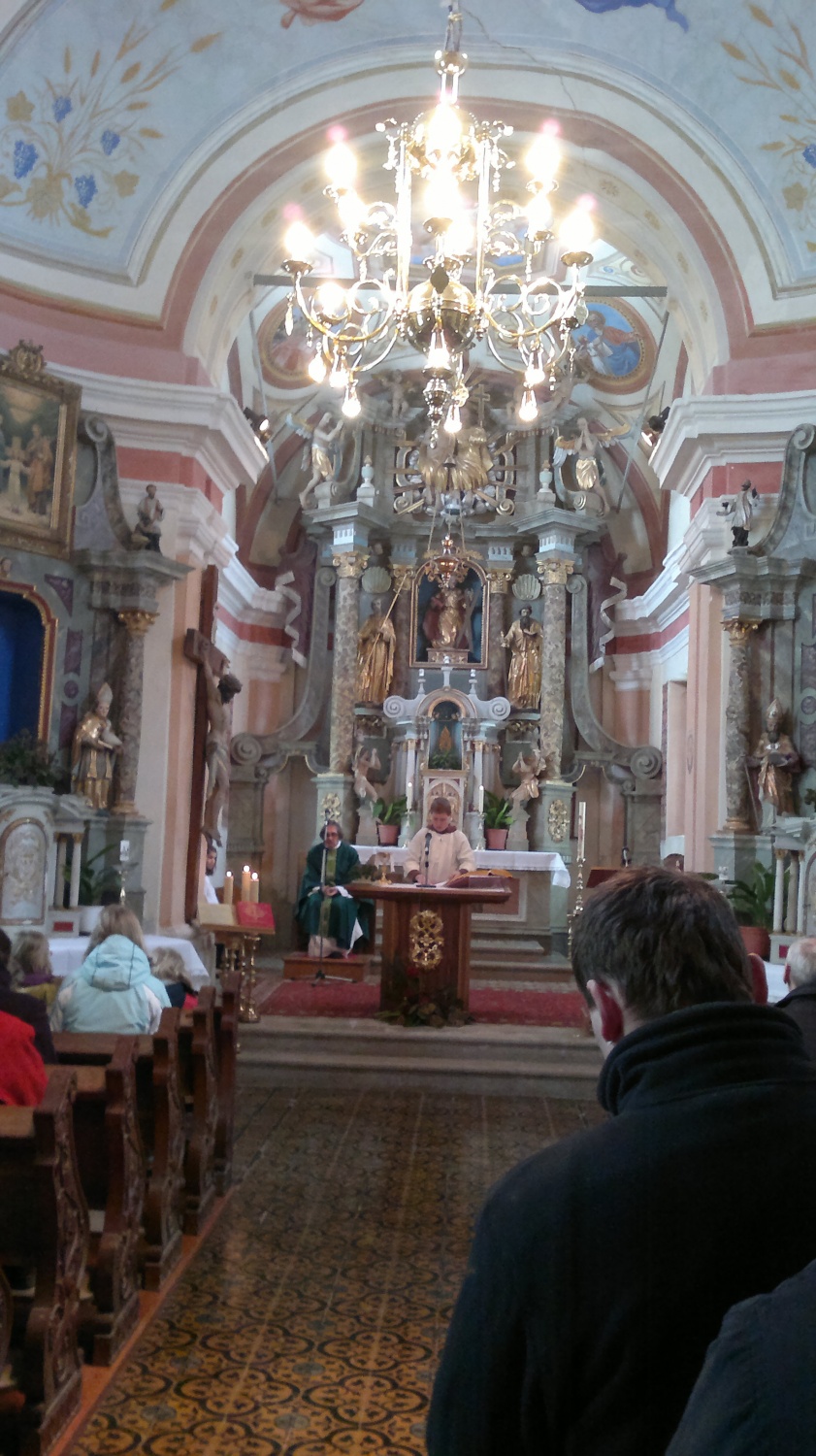 Zimska pravljica klana Zvitih lisic