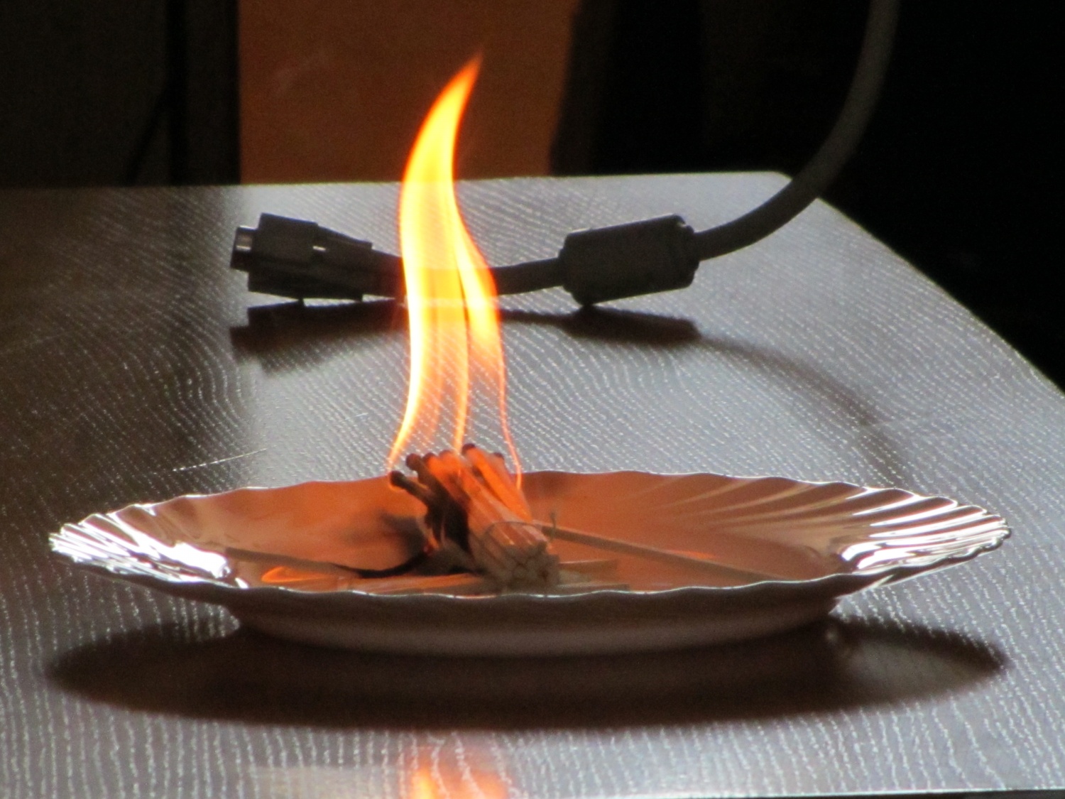 Zanetili smo prvi ogenjček