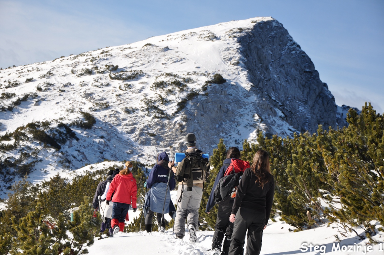 V daljavi se prikaže cilj vzpona