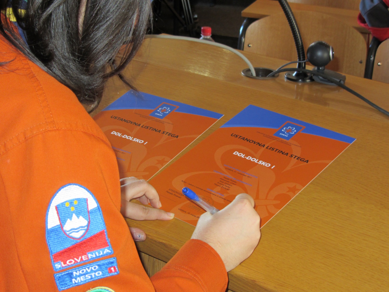 Podpis listine stega Dol-Dolsko s strani načelnice