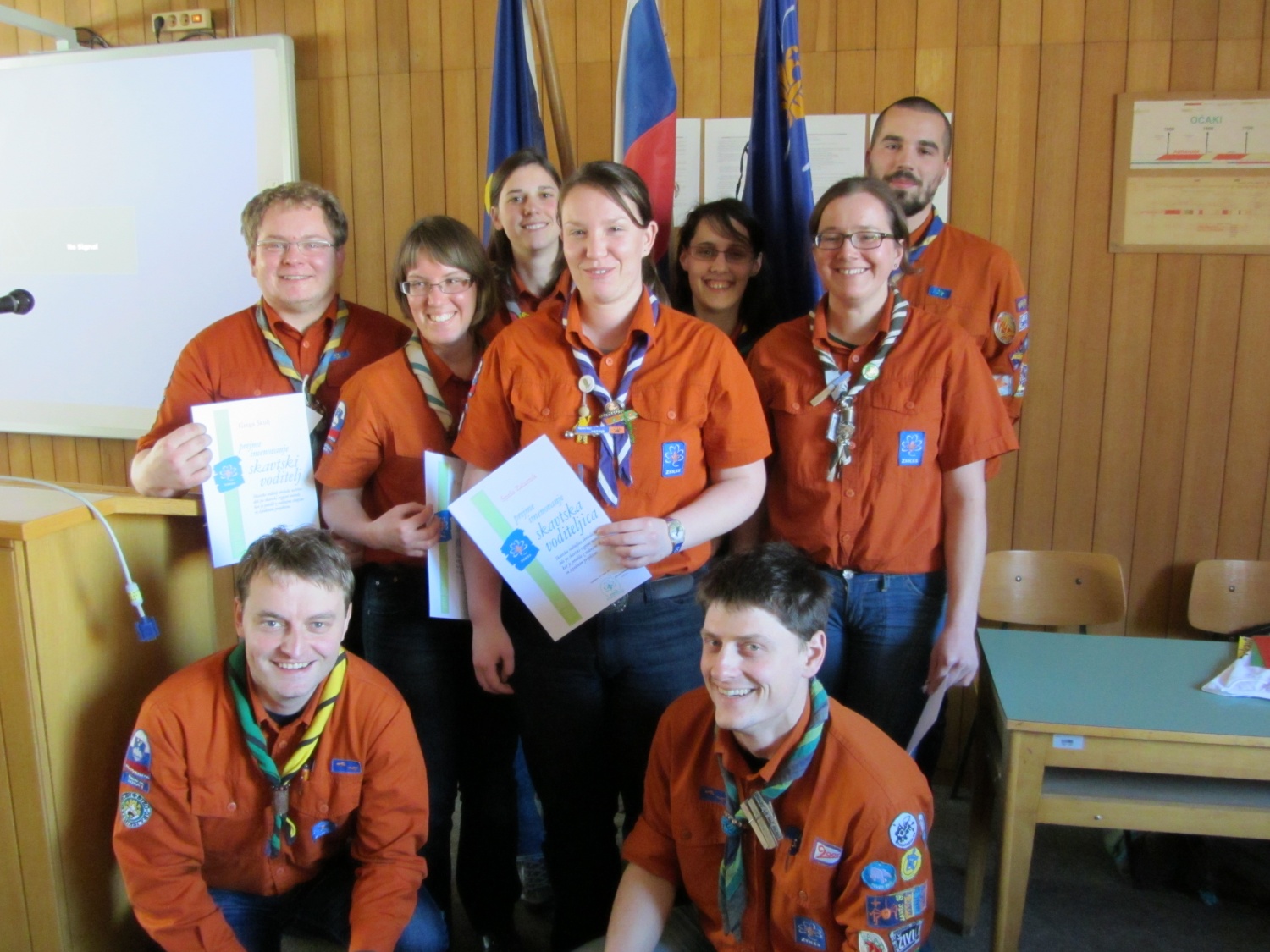 Devet novoimenovanih skavtskih voditeljev