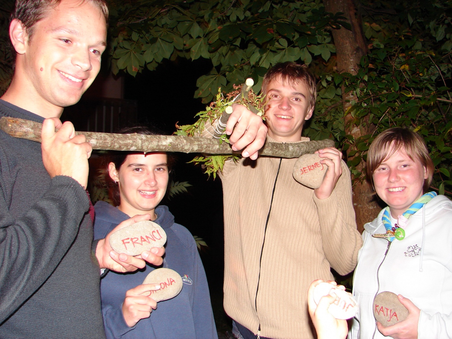 Preživeli pot preživetja.