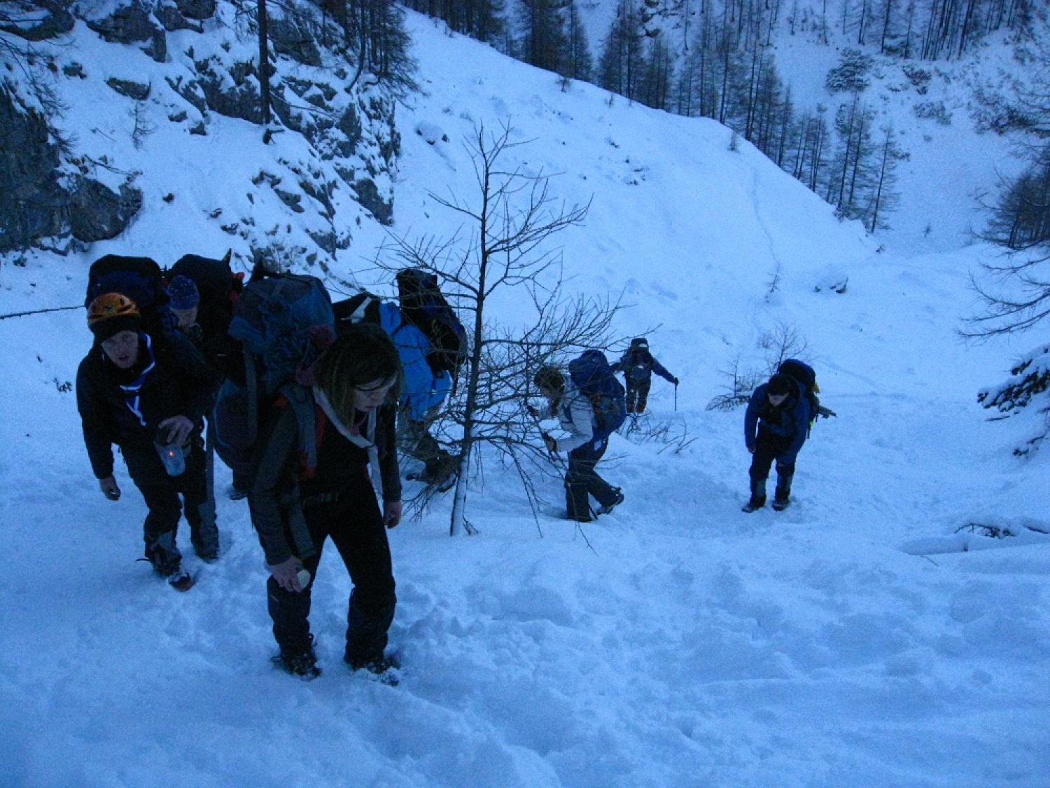 Luč miru iz Betlehema dosegla višave