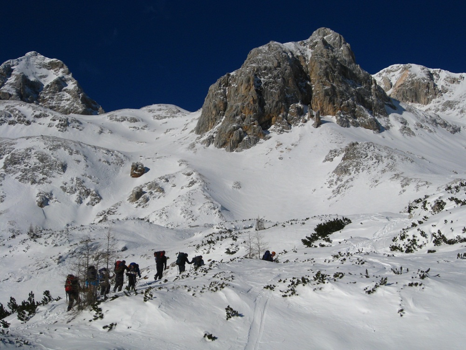 Luč miru iz Betlehema dosegla višave