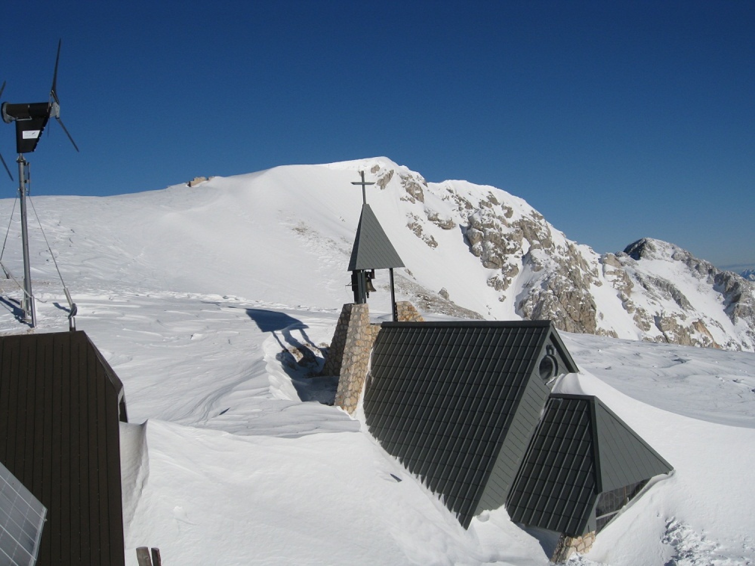 Luč miru iz Betlehema dosegla višave