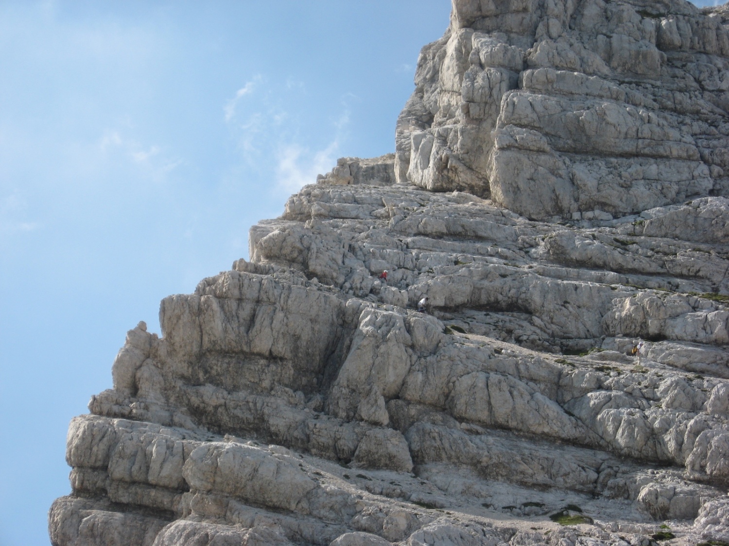 sklad nad skladom se