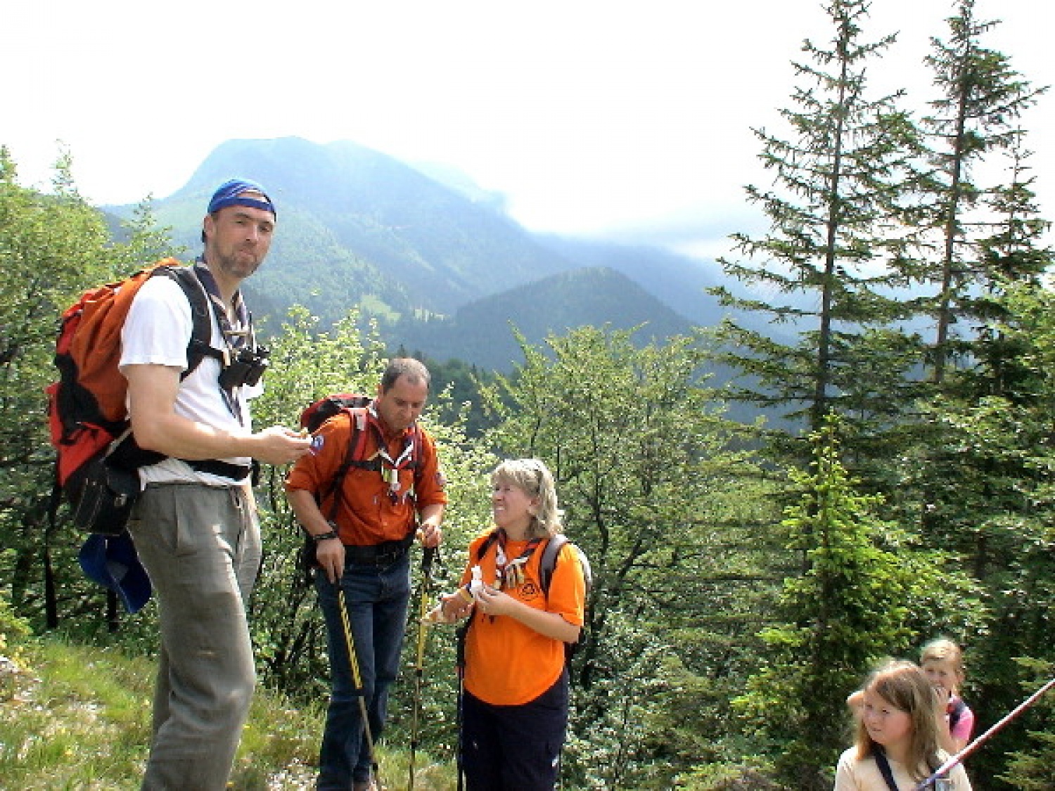 OD VZPONA NA VRH, MAŠA IN SPUST V DOLINO