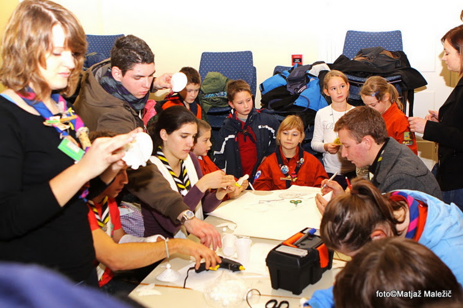 Sveti Vid ugleda Luč miru iz Betlehema (FOTO)