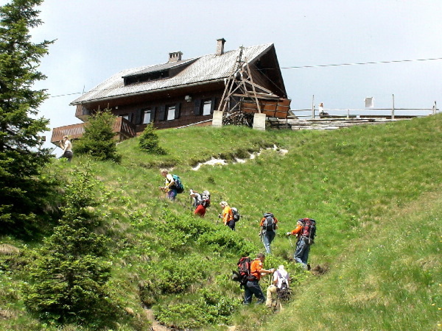 OD VZPONA NA VRH, MAŠA IN SPUST V DOLINO