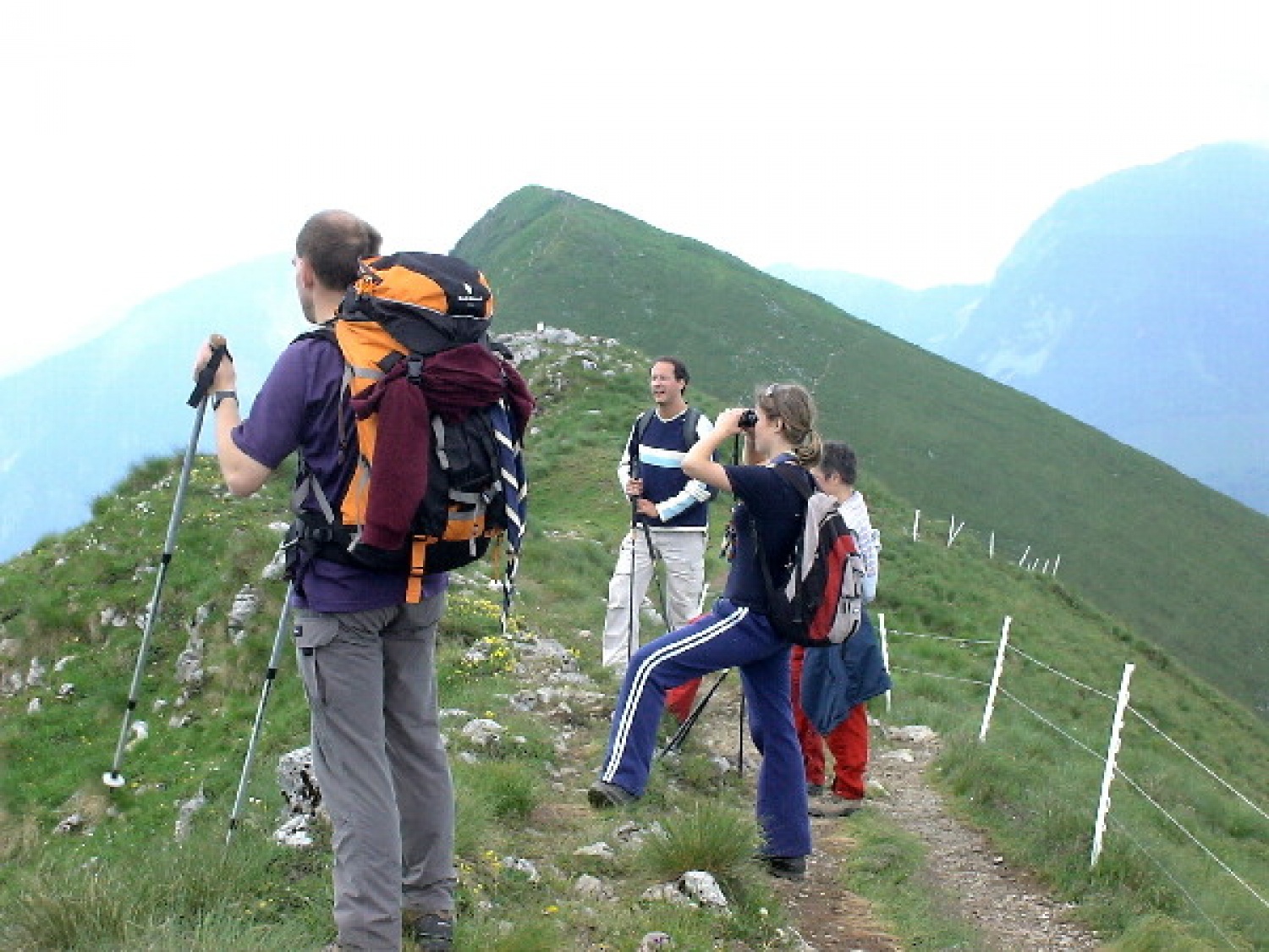 OD VZPONA NA VRH, MAŠA IN SPUST V DOLINO