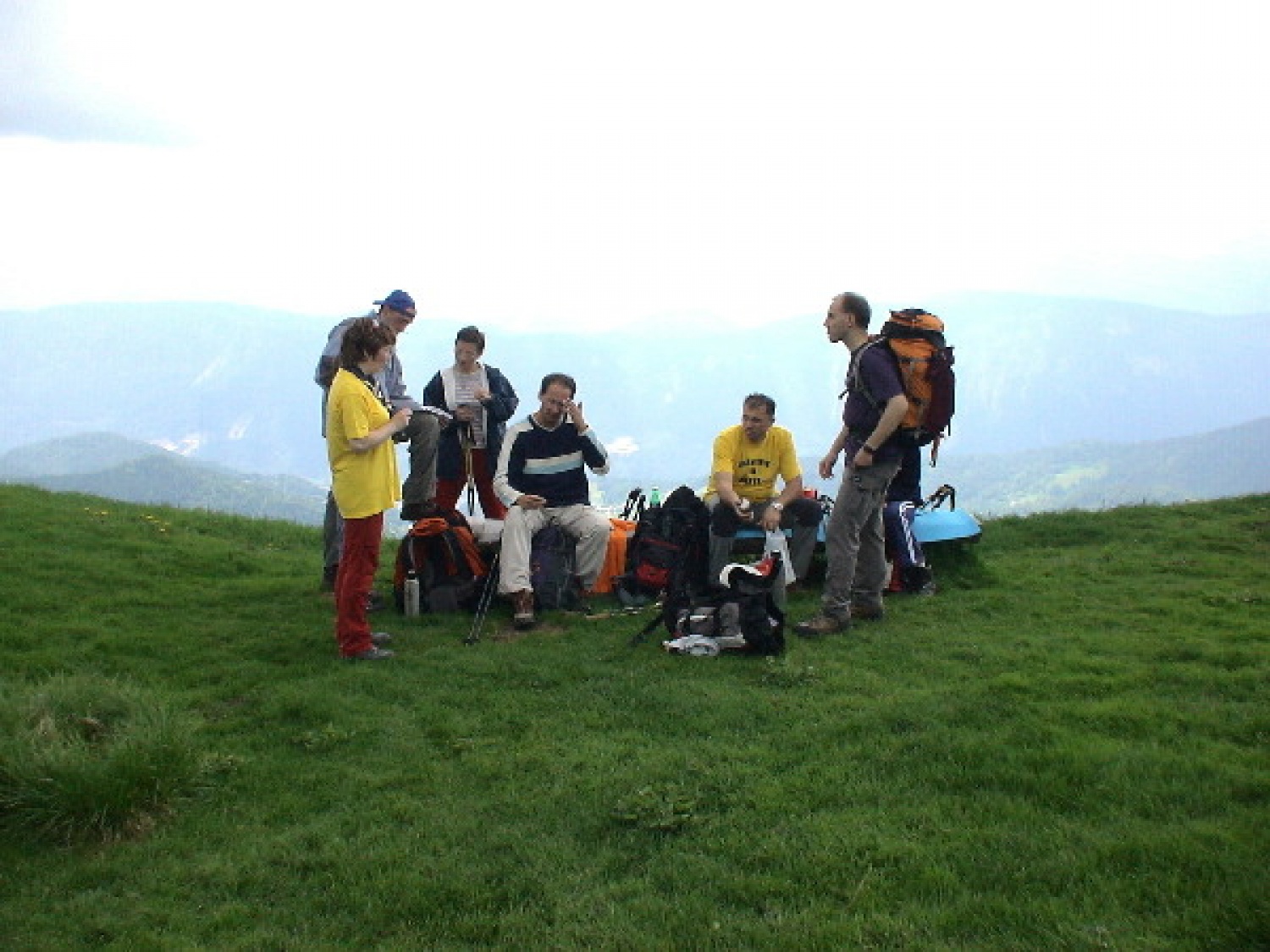 OD VZPONA NA VRH, MAŠA IN SPUST V DOLINO