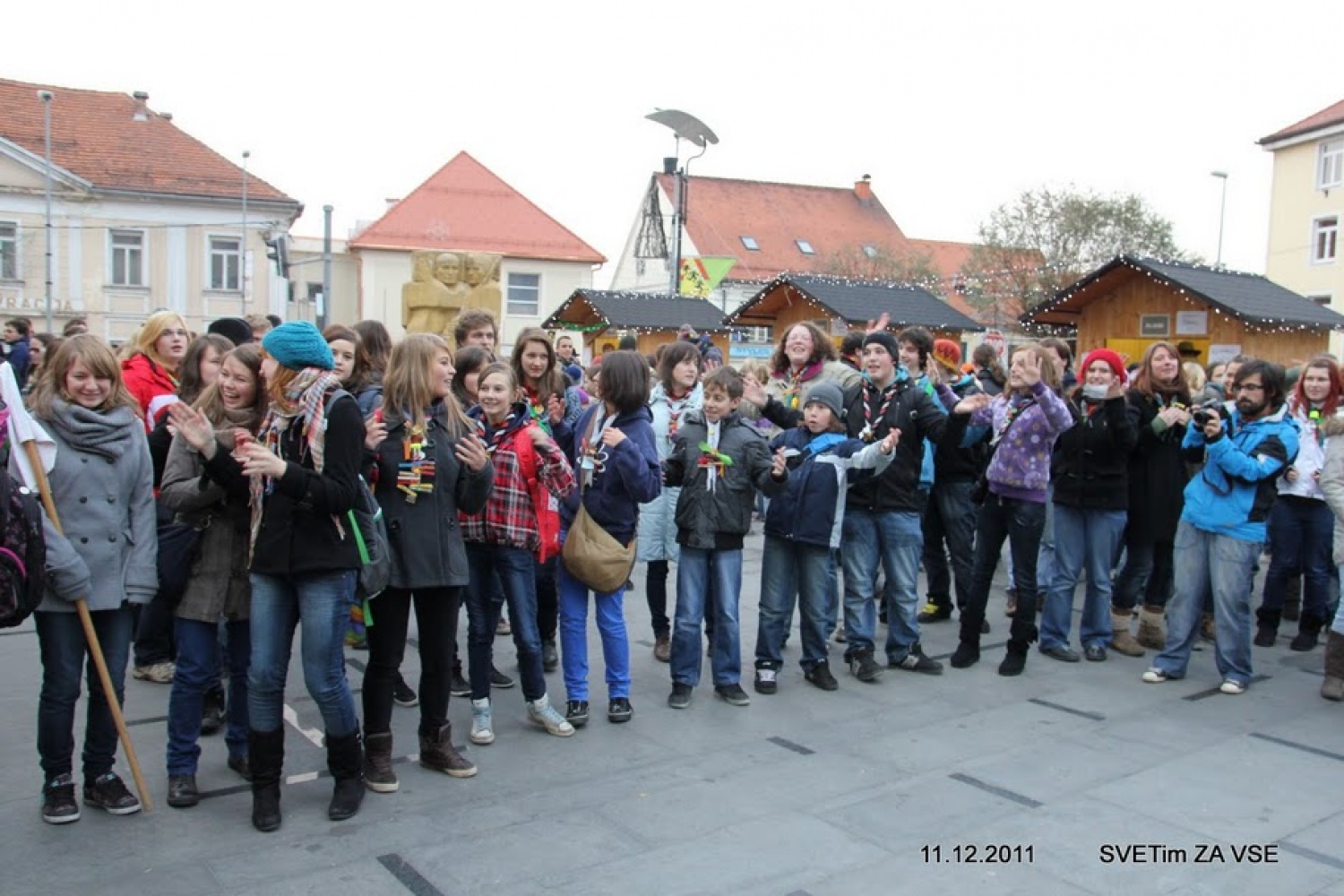 Naj sveti. S ponosom.