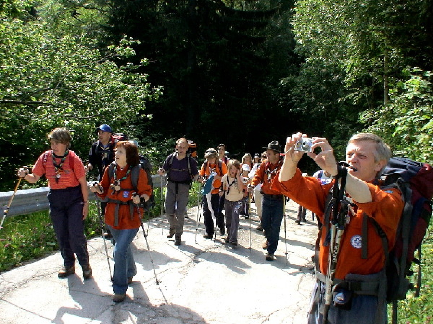 OD VZPONA NA VRH, MAŠA IN SPUST V DOLINO