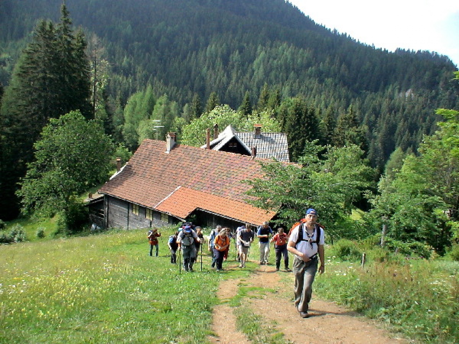 OD VZPONA NA VRH, MAŠA IN SPUST V DOLINO