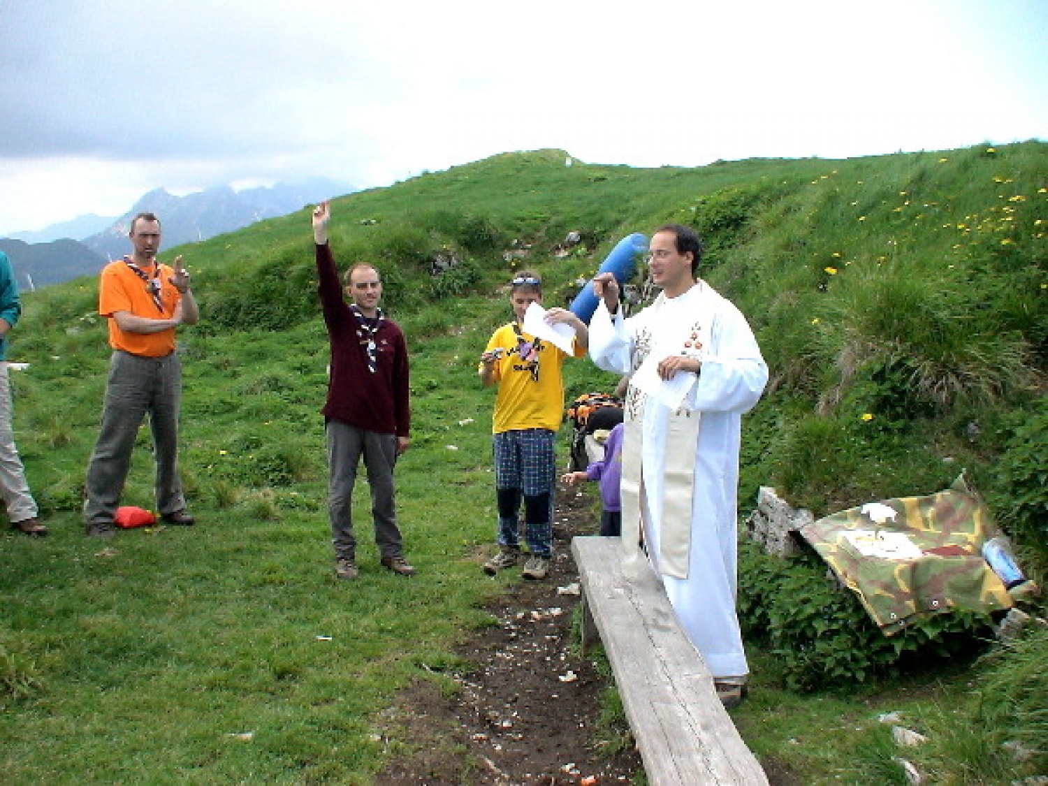 OD VZPONA NA VRH, MAŠA IN SPUST V DOLINO