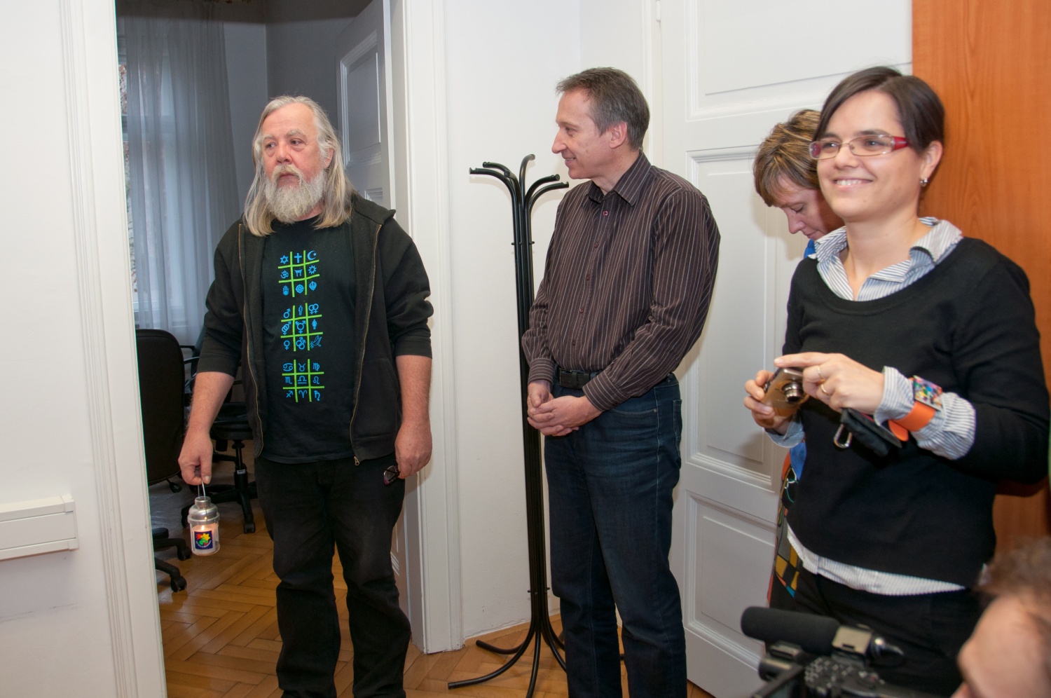 dr. Danilo Türk: Naj ta luč sveti za vse!