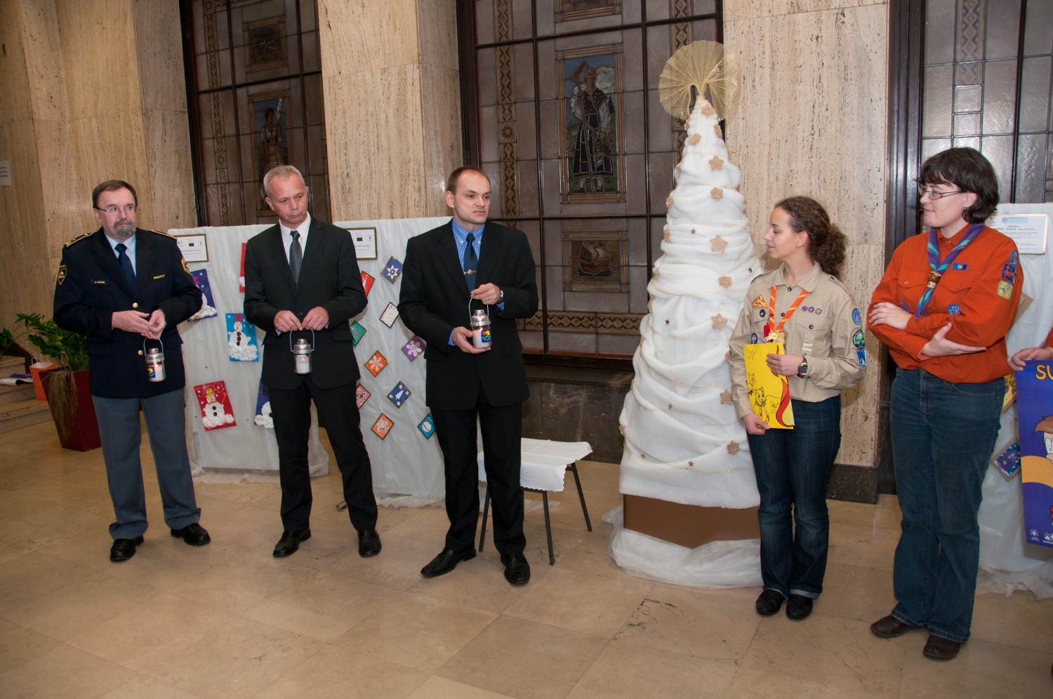 dr. Danilo Türk: Naj ta luč sveti za vse!