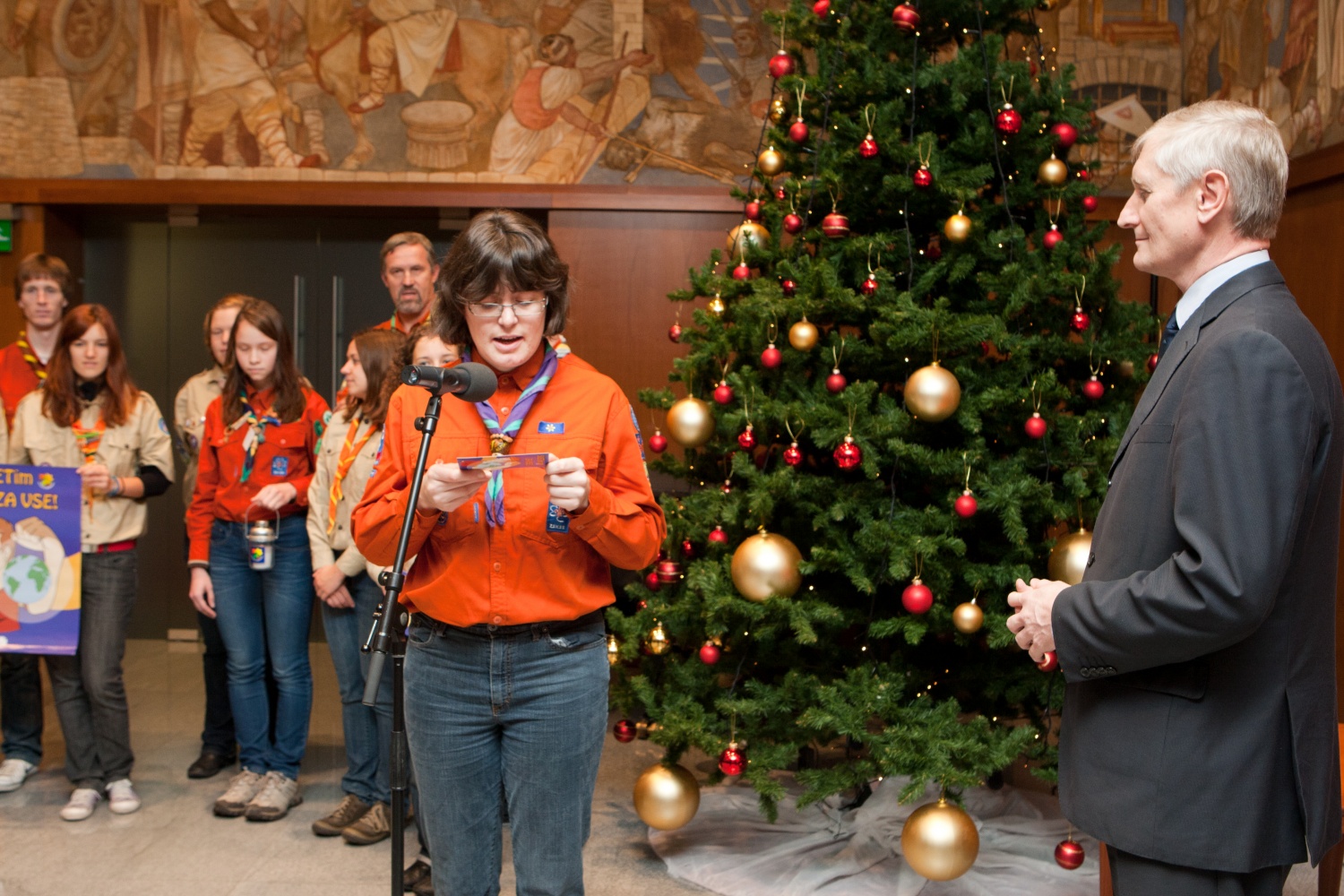 dr. Danilo Türk: Naj ta luč sveti za vse!