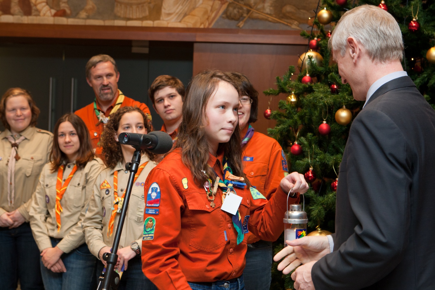 dr. Danilo Türk: Naj ta luč sveti za vse!