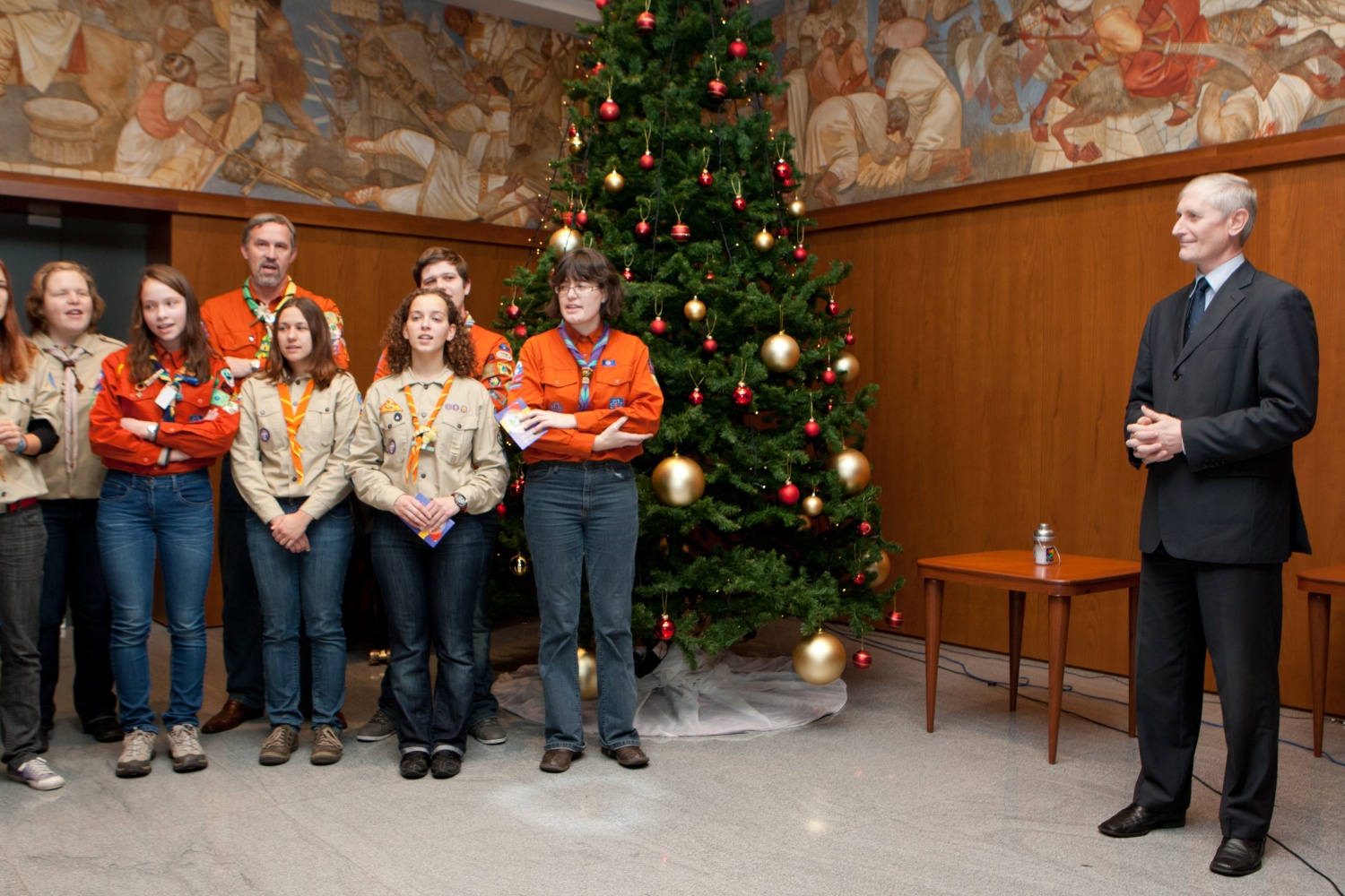 dr. Danilo Türk: Naj ta luč sveti za vse!