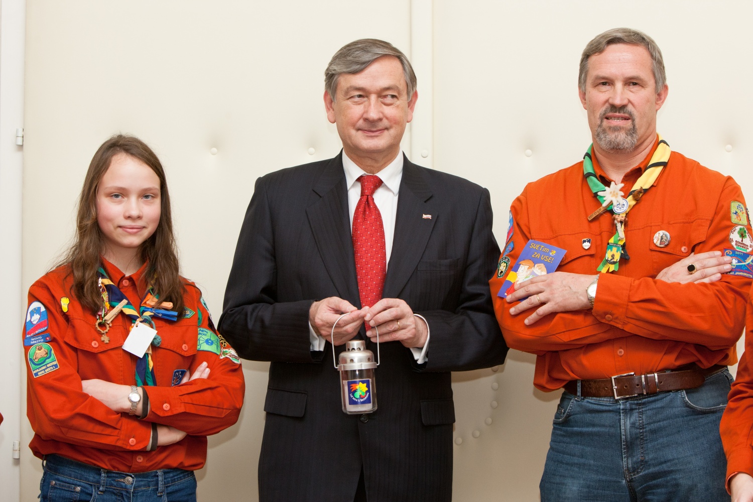 dr. Danilo Türk: Naj ta luč sveti za vse!