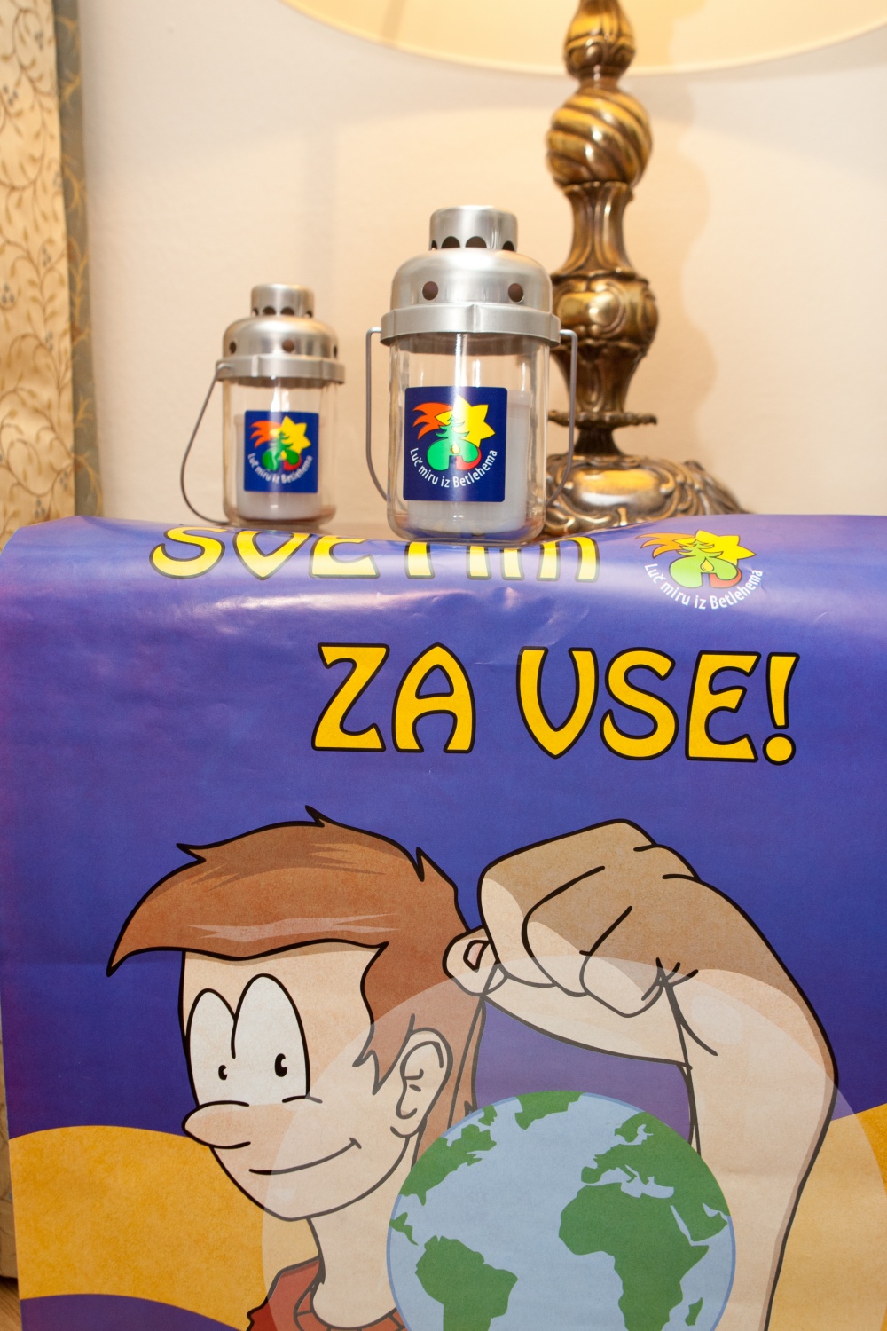 dr. Danilo Türk: Naj ta luč sveti za vse!