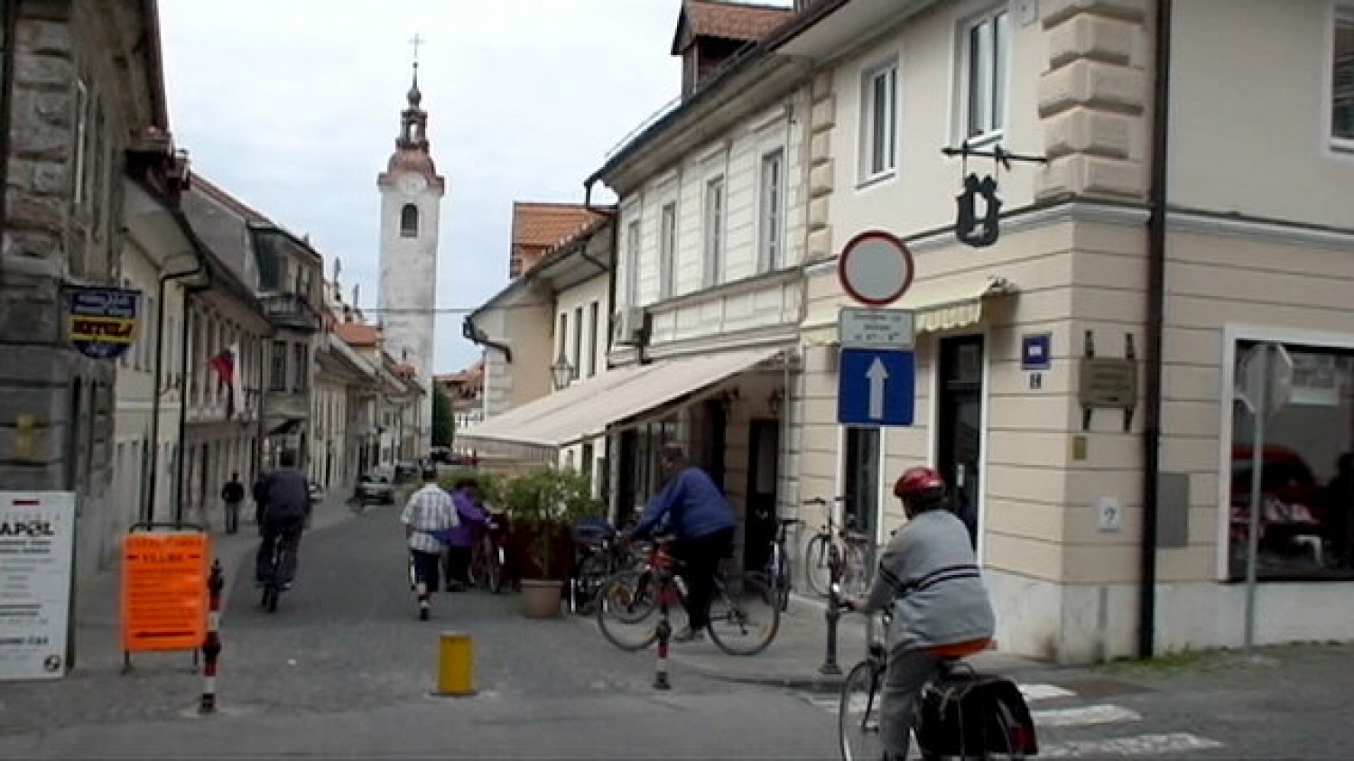 PA SMO PRISPELI DO KAMNIKA