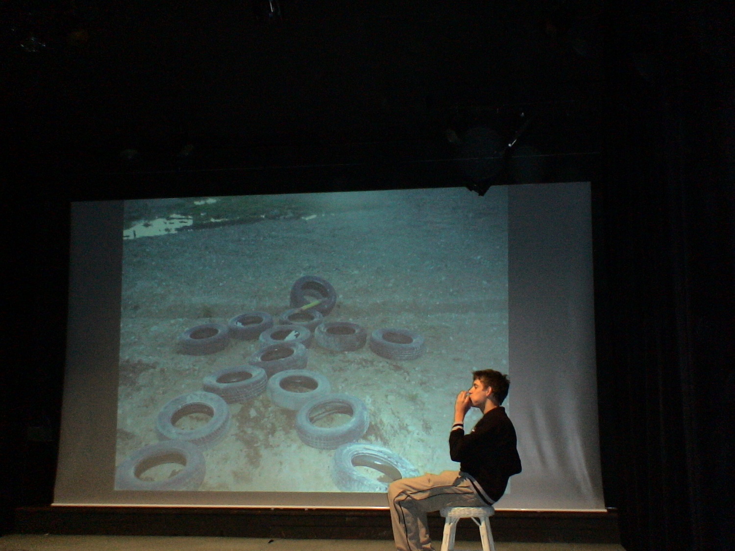 SKEČ NA TEMO - SMETI