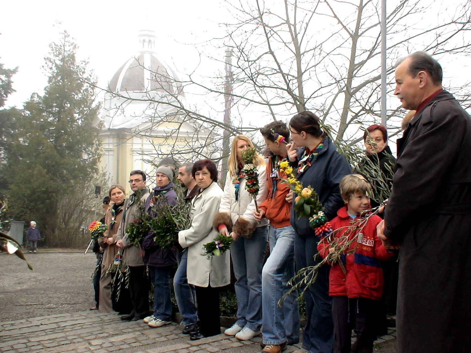 MLADI IN ODRASLI SKAVTI