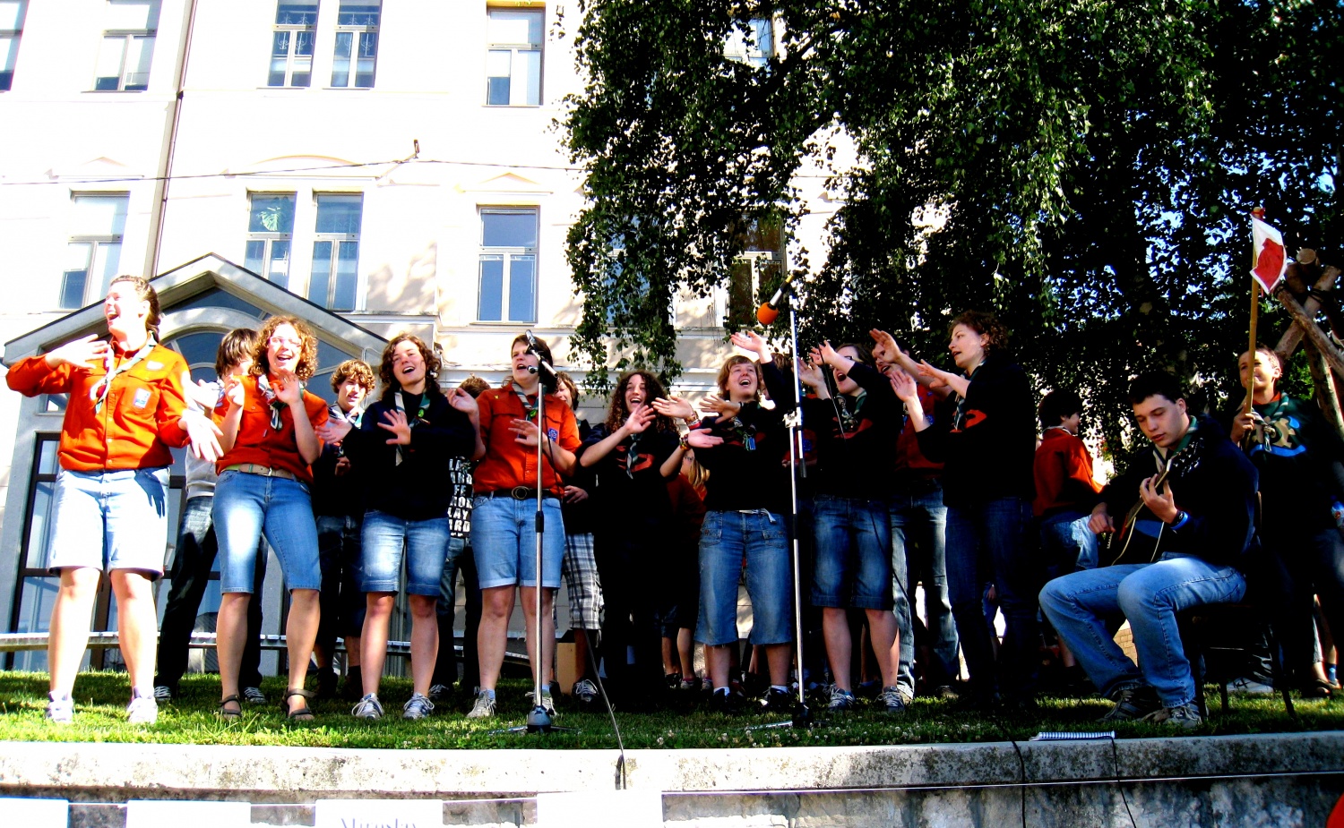 Skavtska pot naj vodi me...