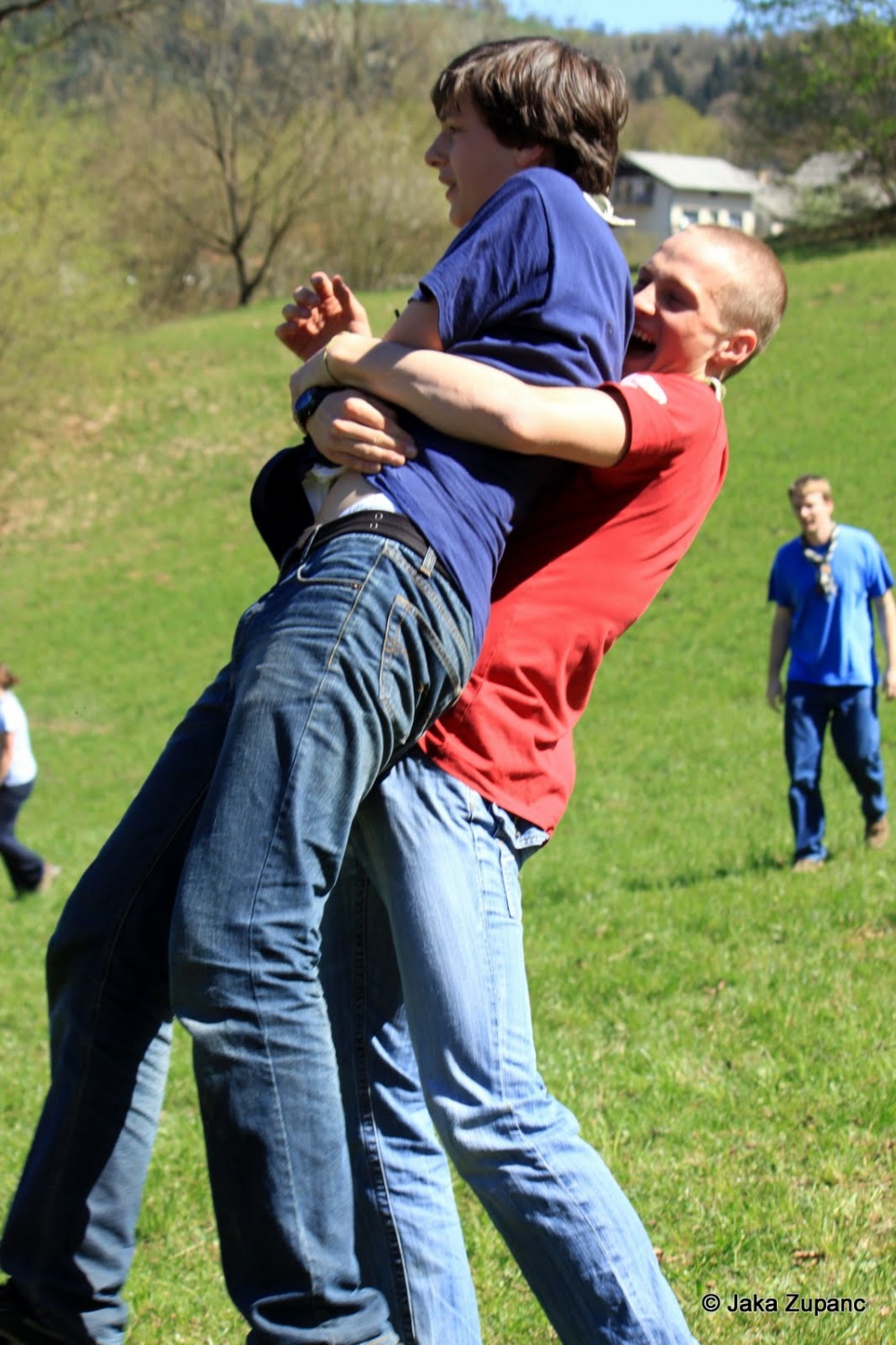 Steg Ljubljana 1 smo se podali na vikend poln doživetij, ki smo ga zaključili s sprejemom novih članov v našo veliko skavtsko družino ter med nas sprejeli tudi novega DA. Kaj vse smo počeli pa si preberite v nadaljevanju.