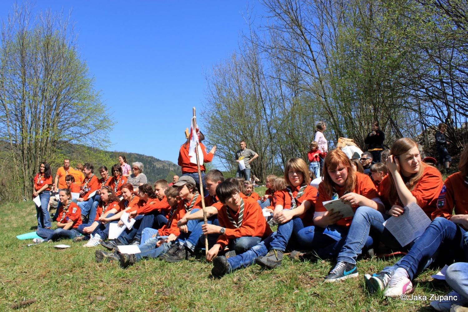 Steg Ljubljana 1 smo se podali na vikend poln doživetij, ki smo ga zaključili s sprejemom novih članov v našo veliko skavtsko družino ter med nas sprejeli tudi novega DA. Kaj vse smo počeli pa si preberite v nadaljevanju.