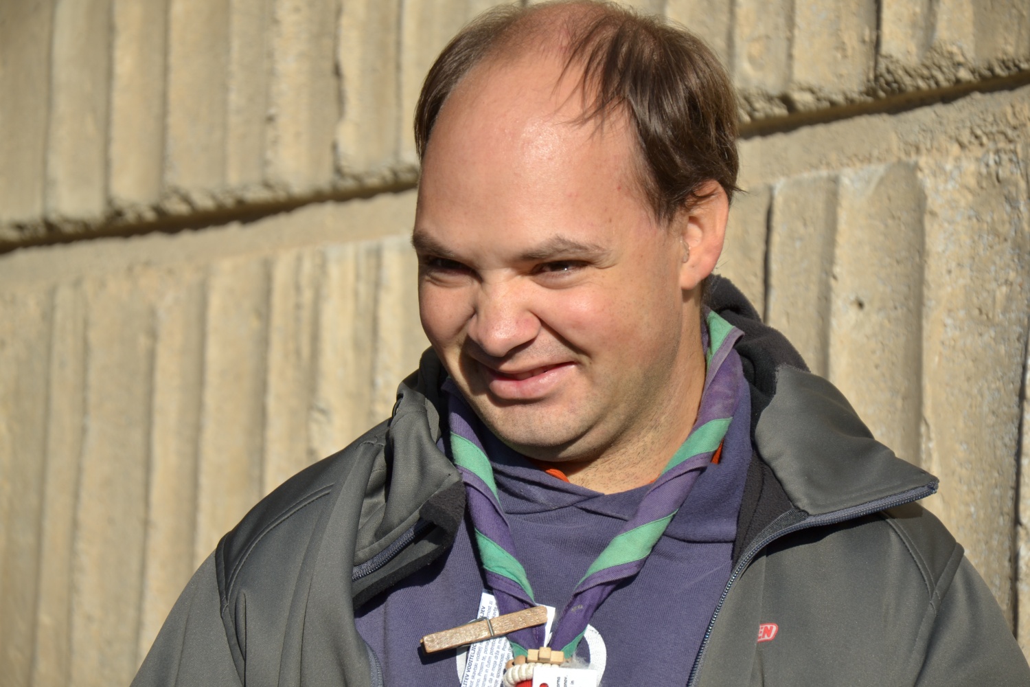 Kvajdej ponovno združuje