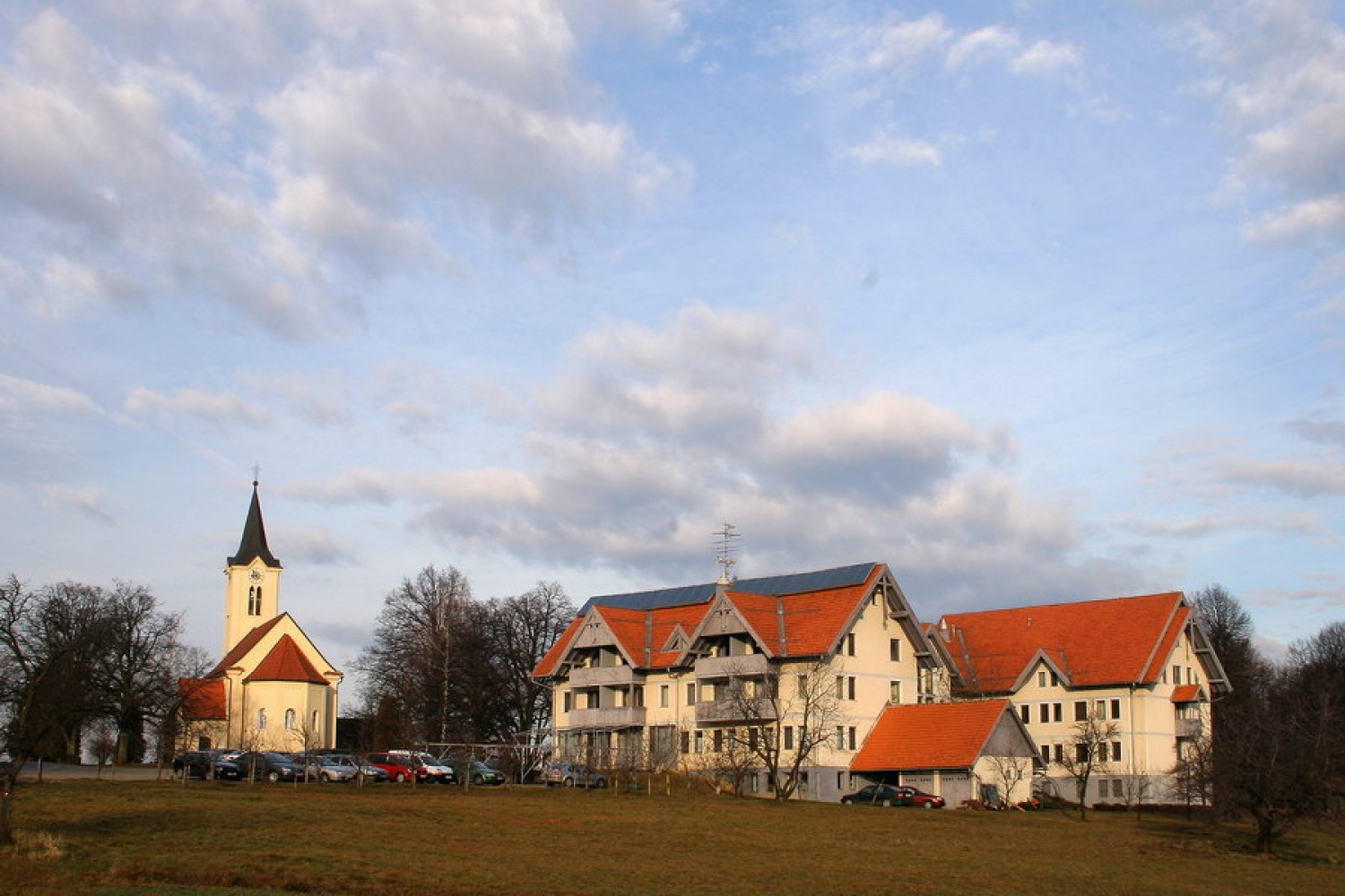 Duhovni vikend odraslih skavtov Slovenije s koprskim pomožnim škofom Jurijem Bizjakom