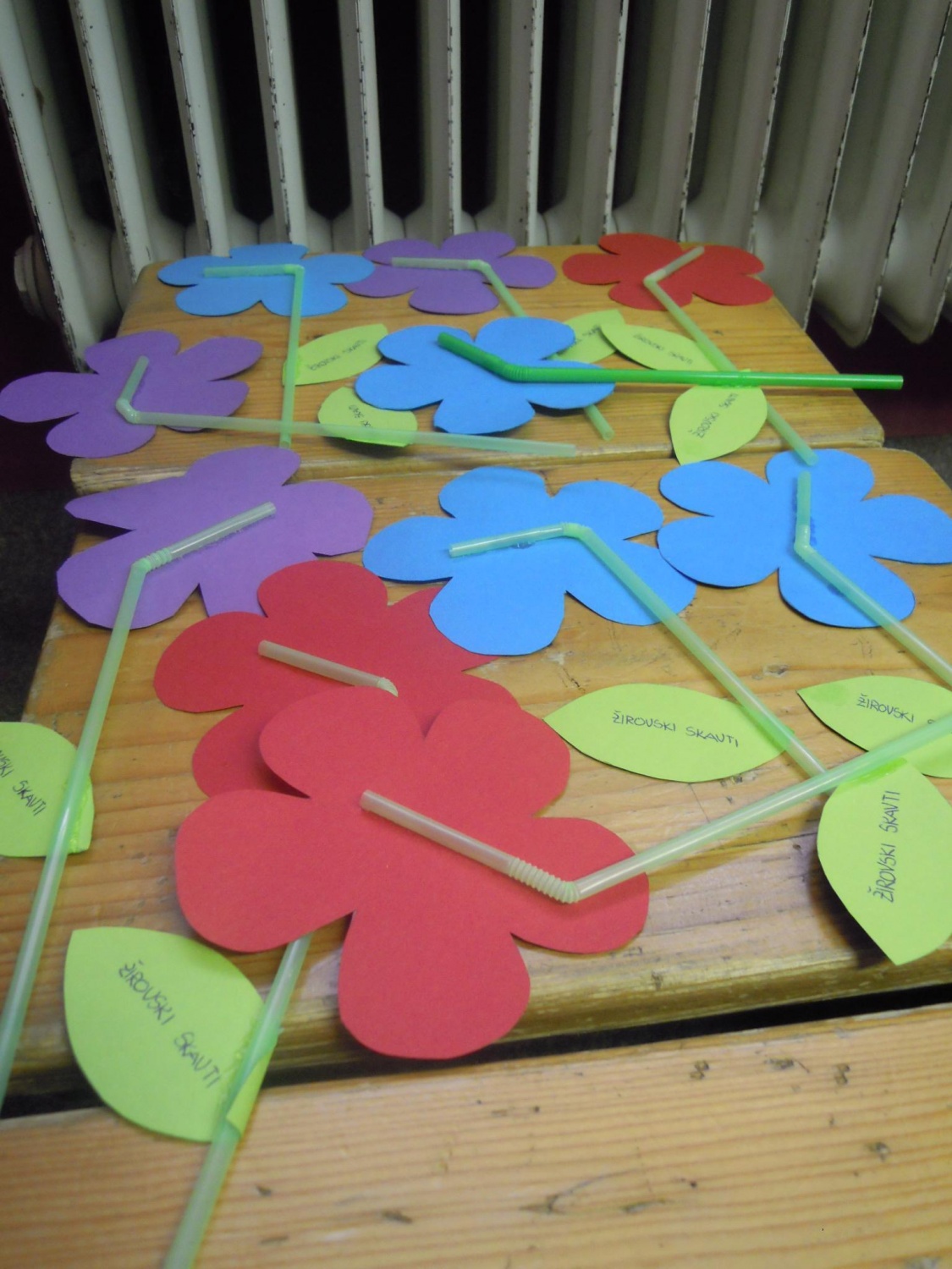 Kako je četa lintvernov - Žiri 1 mamicam polepšala materinski dan.