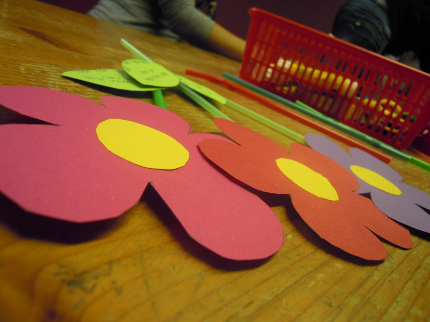 Kako je četa lintvernov - Žiri 1 mamicam polepšala materinski dan.