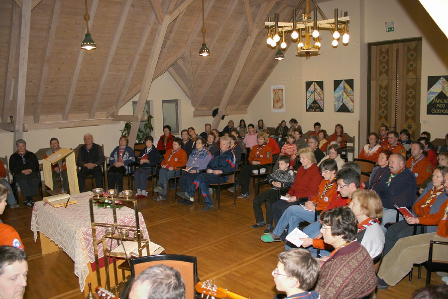 Duhovni vikend odraslih skavtov Slovenije s koprskim pomožnim škofom Jurijem Bizjakom