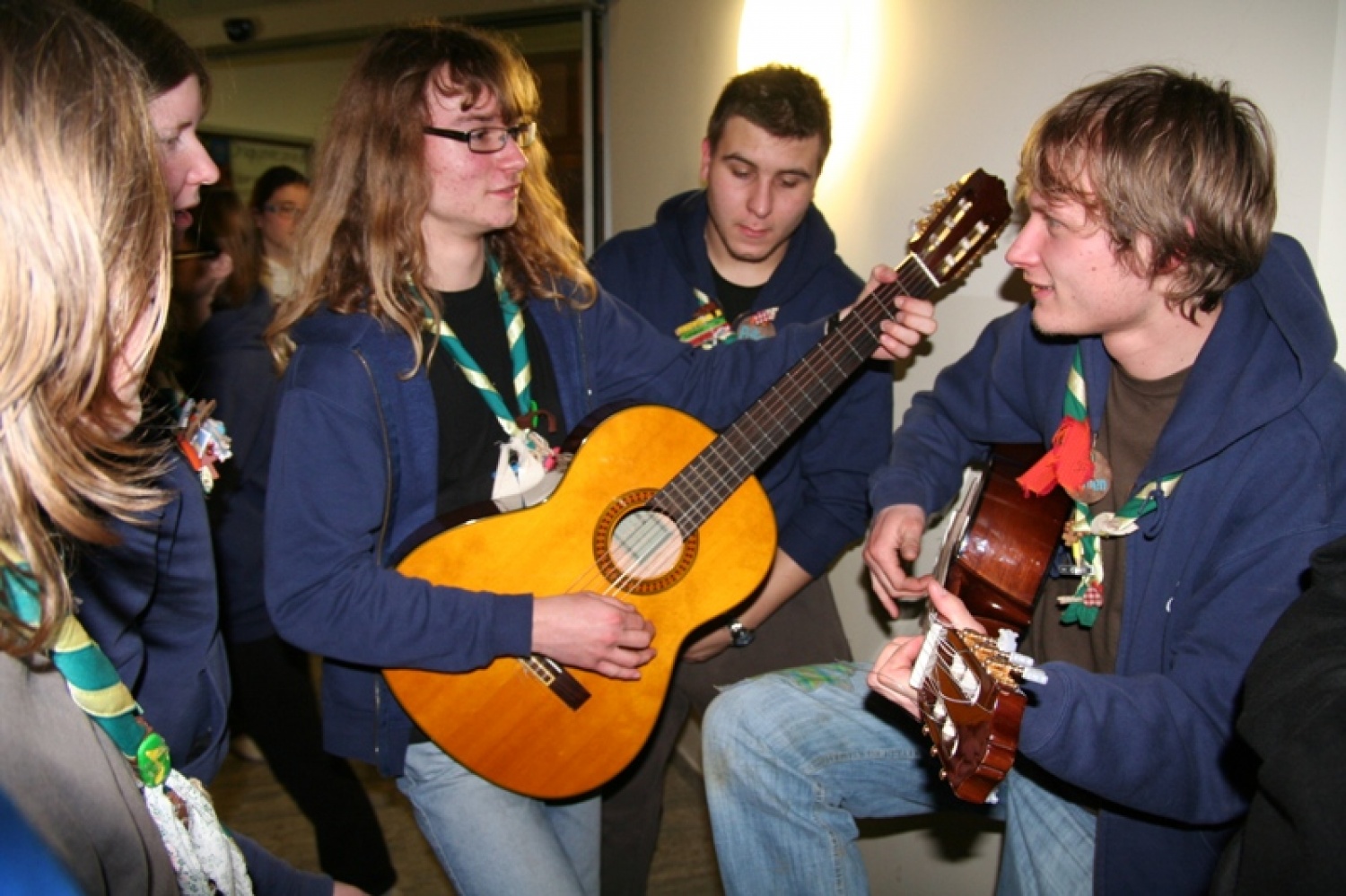 Pretekli vikend smo se Skavtaktiti iz Postojne odpravili na zimovanje stega. Radovednost nas je gnala v Slovenske Konjice, kjer smo preživeli super vikend. Prav vsak član našega stega je prispeval svoj košček k temu čudovitemu doživetju.