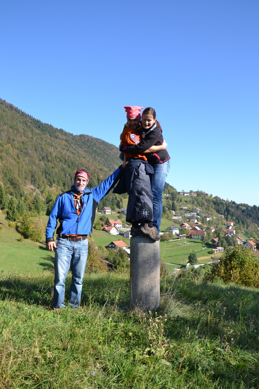 Kvajdej ponovno združuje