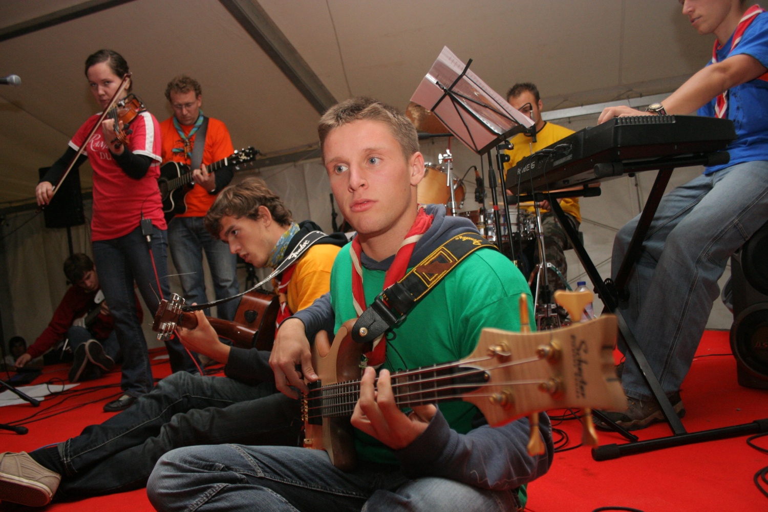 Skavtski band Ana in pow