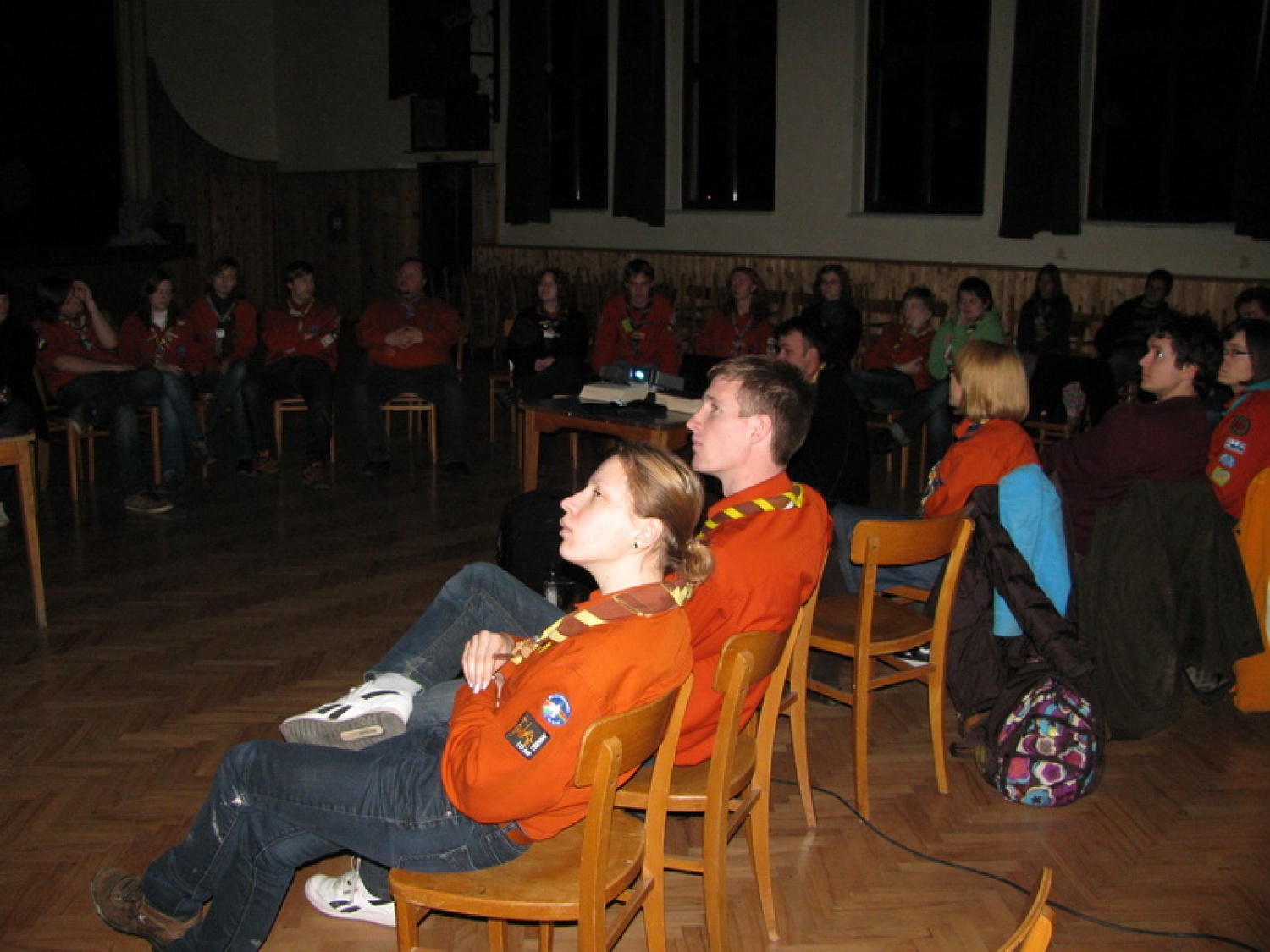 Tisti petek bi bil kot vsak turoben (pre)topel zimski večer, ko se je sonce kot vedno potrudilo in stopilo še zadnje zaplate snega preden je smuknilo za obzorje, če ne bi v Artičah tam čisto na jugu naše Štajerske, že skoraj na meji z Dolenjsko, imelo zgoditi nekaj posebnega. Namreč bil je čas, da se zberemo na Svetu Mariborske Regije ...