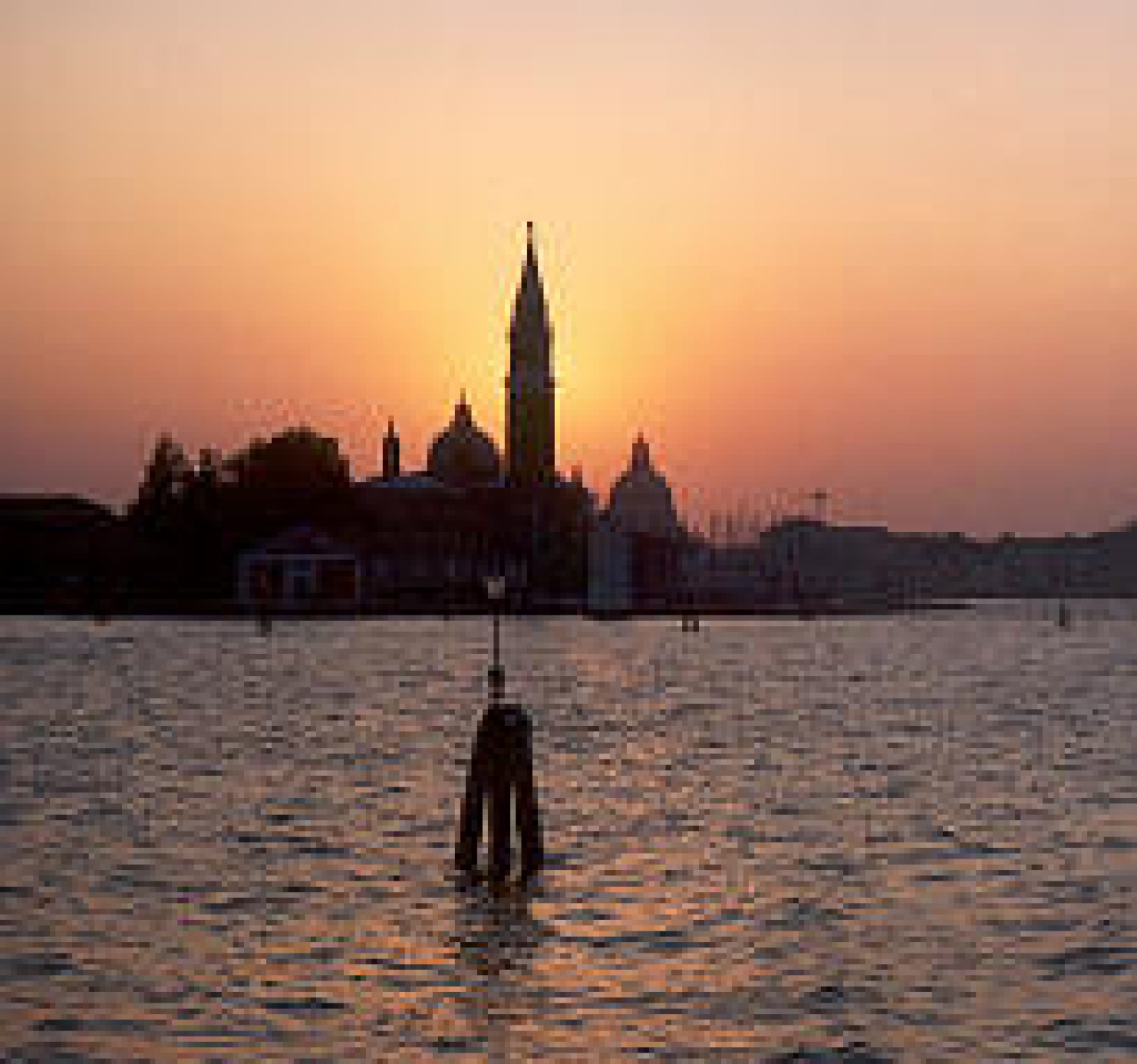 Zgodovina, sedanjost - morje je večno