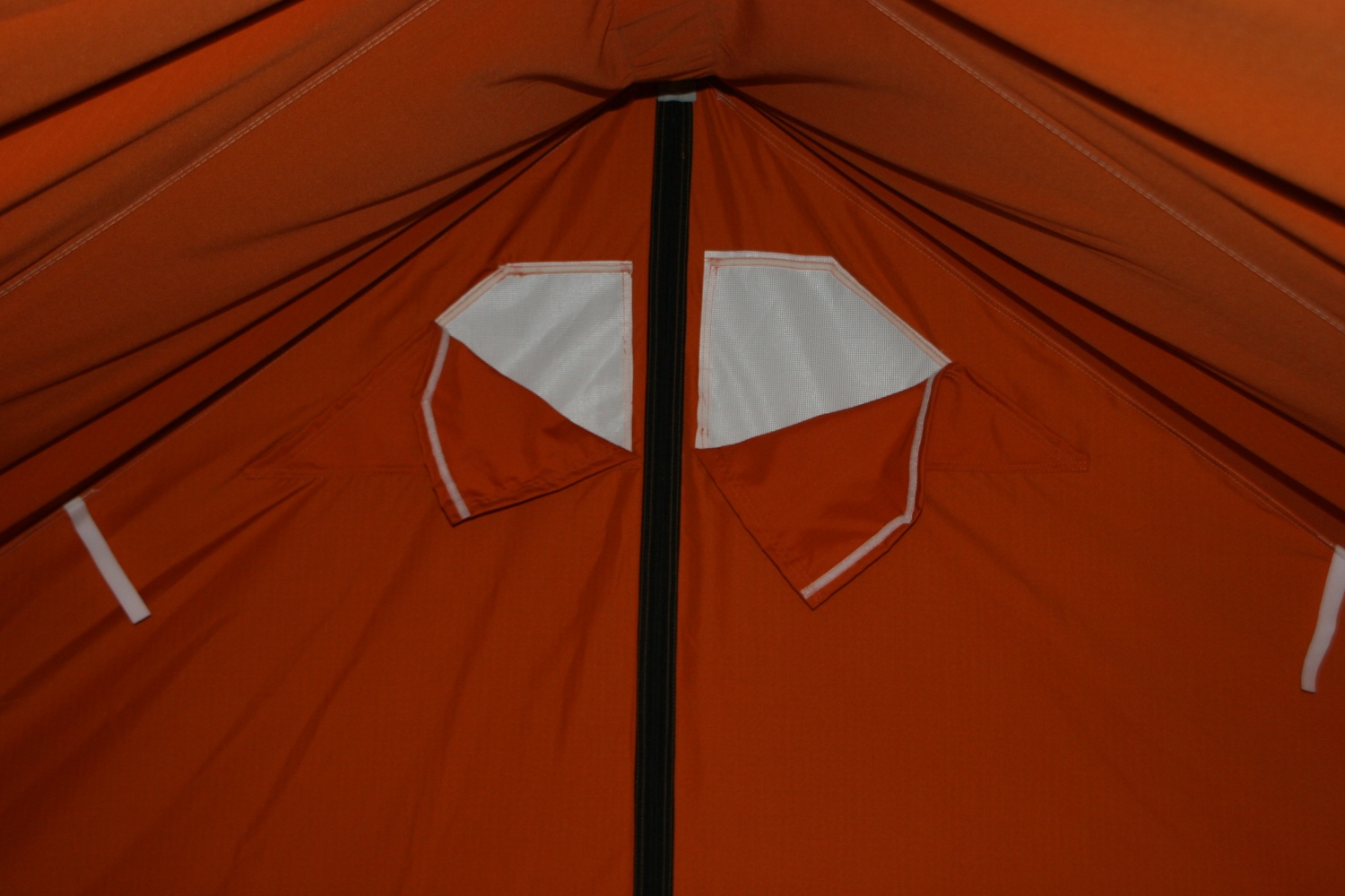 Objavljamo fotografije, tehnične karakteristike in ceno novega šotora SKAVT.