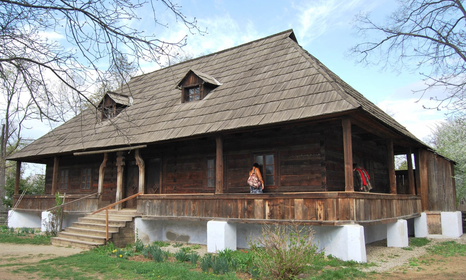 tradicionalna romunska hiša v "muzeul national al satului Dimitrie Gusti"