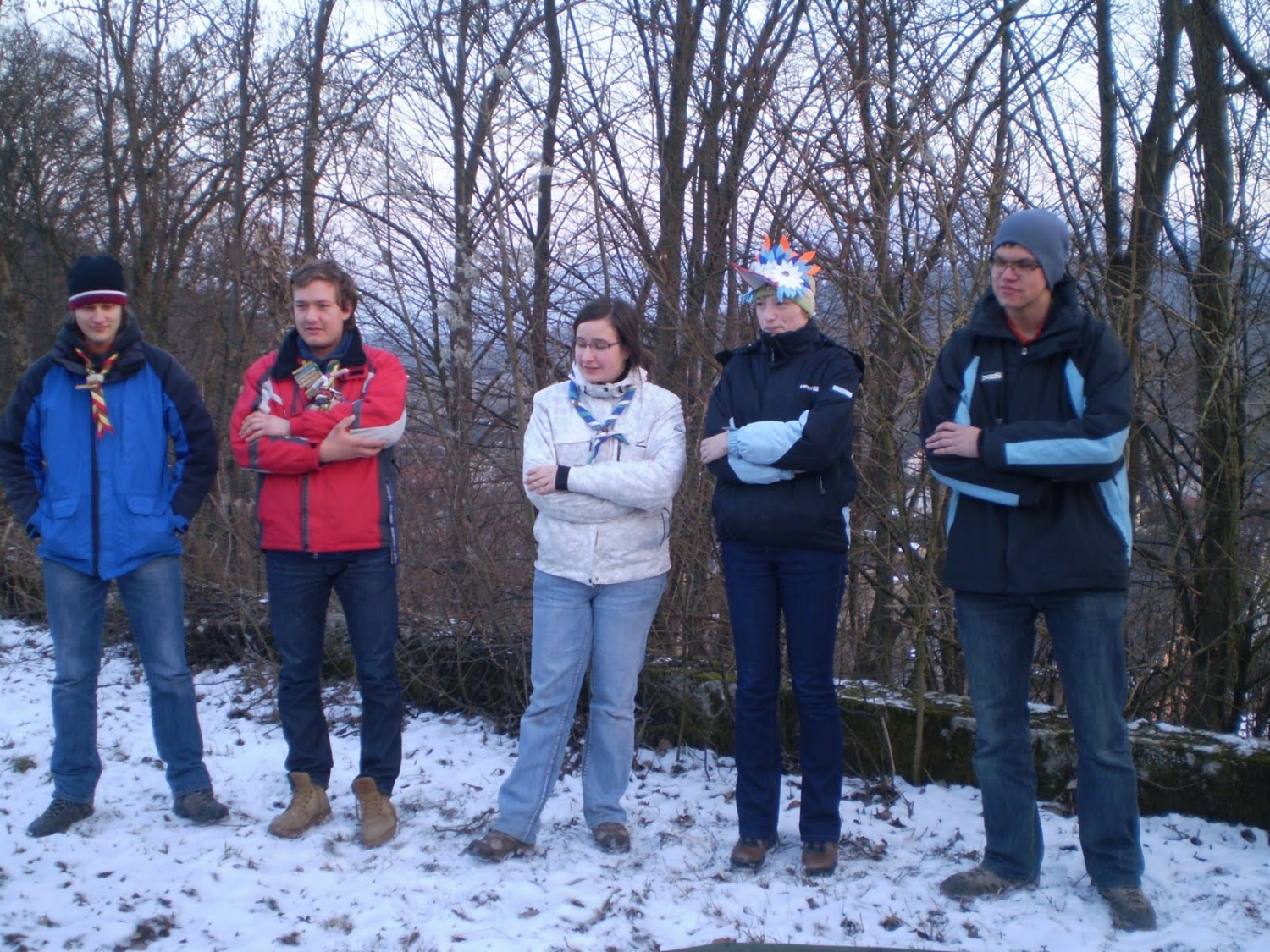 Živeti v džungli? Biti v mali šoli v džungli? Pa čeprav o volčičih in volkuljicah še nič ne veš? Pa saj zato pa je šola! Ja, med 24. in 27. februarjem smo bili mali šolarji življenja v džungli v Vnanjih Goricah!