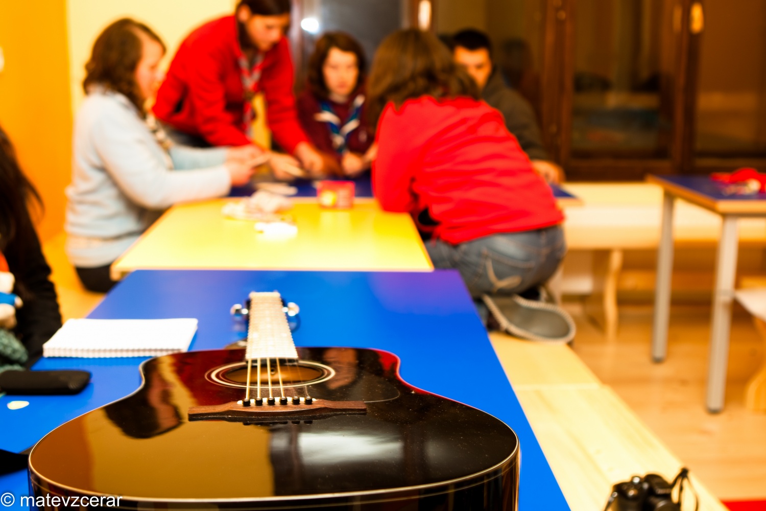 Voditelji ljubljanske regije smo se v preteklem vikendu zbrali na duhovnih vajah v Kočevskem rogu. Duhovni asistent Urban Lesjak je z zgodbami, nagovori, razlagami, izzivi in igrami vodil 15 skavtov prek pusta do posta.
