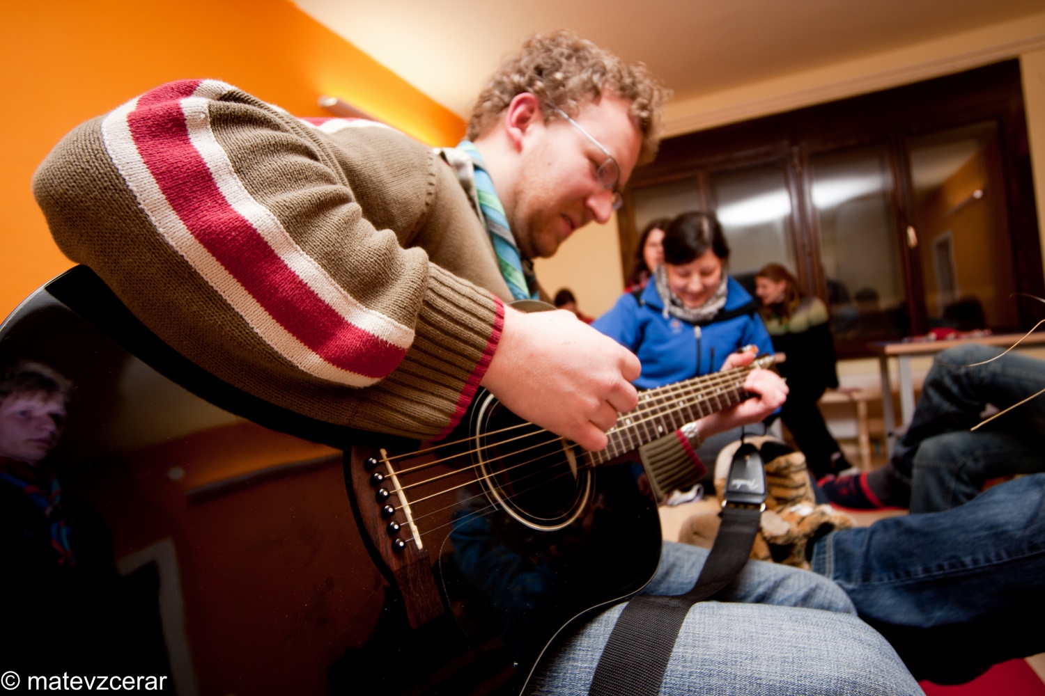 Voditelji ljubljanske regije smo se v preteklem vikendu zbrali na duhovnih vajah v Kočevskem rogu. Duhovni asistent Urban Lesjak je z zgodbami, nagovori, razlagami, izzivi in igrami vodil 15 skavtov prek pusta do posta.