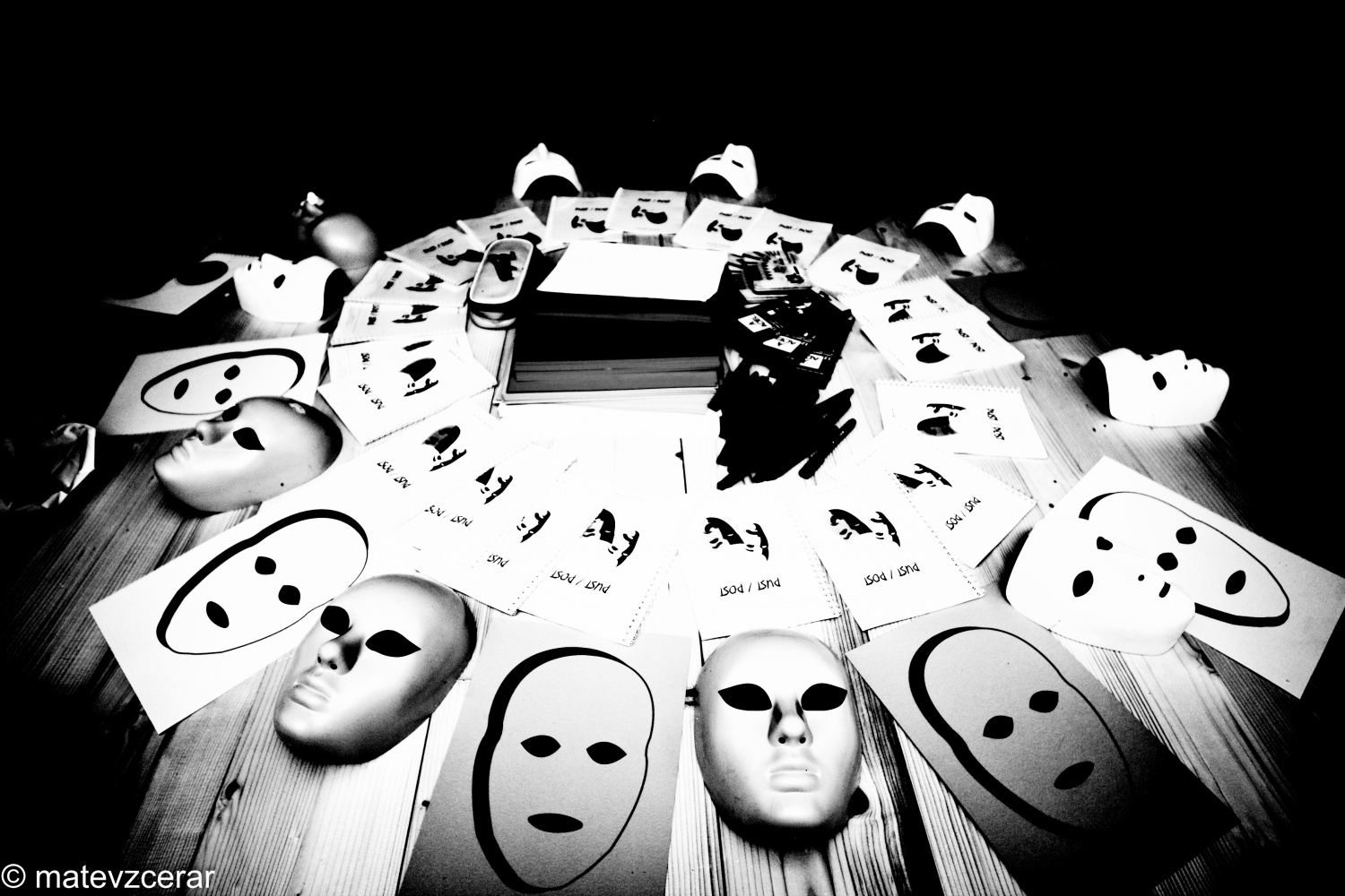 Voditelji ljubljanske regije smo se v preteklem vikendu zbrali na duhovnih vajah v Kočevskem rogu. Duhovni asistent Urban Lesjak je z zgodbami, nagovori, razlagami, izzivi in igrami vodil 15 skavtov prek pusta do posta.