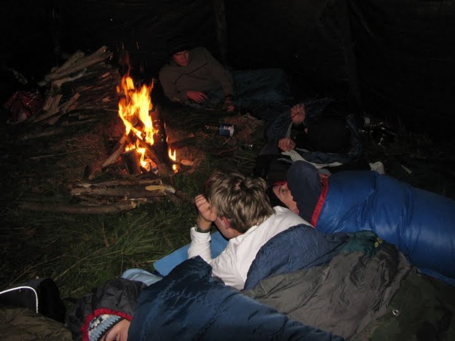 V tipijih smo kurili