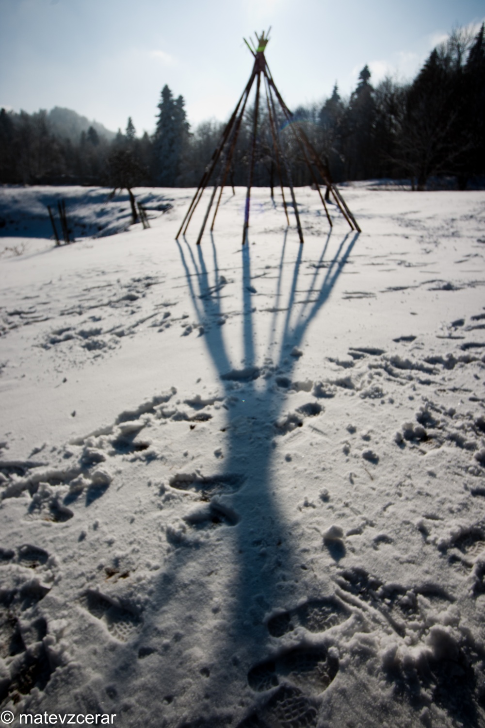 Voditelji ljubljanske regije smo se v preteklem vikendu zbrali na duhovnih vajah v Kočevskem rogu. Duhovni asistent Urban Lesjak je z zgodbami, nagovori, razlagami, izzivi in igrami vodil 15 skavtov prek pusta do posta.